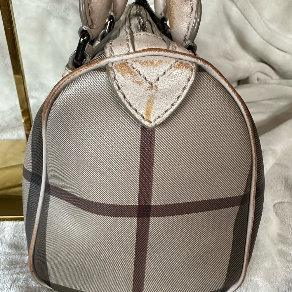 Smoked checked coated canvas Burberry authentic Small Chester check Boston bag. - Picture 6 of 16